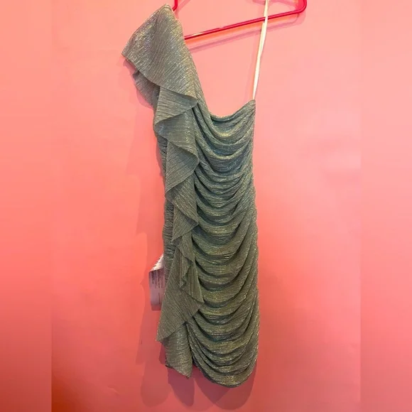 BCBGMaxAzria Green Sparkling one shoulder short dress Size SX. New tags. BCBGMaxAzria Green Sparkling one shoulder short dress Size SX. New tags.
